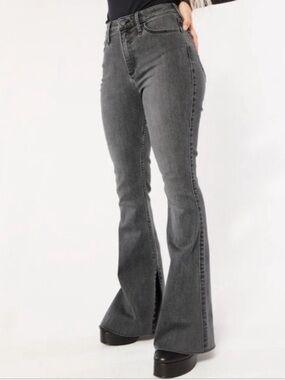 Hollister High-Rise Flare Jeans Split Hem